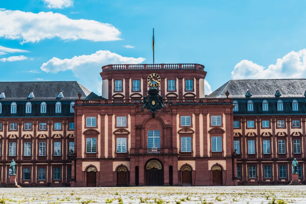 Mannheim Baroque Palace-min